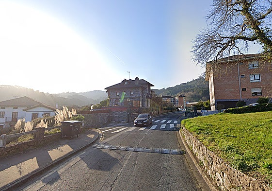 La mejora de la conexión entre los barrios de Altamira y San Cristobal de Busturia se ejecutará este año.