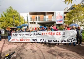 Protesta por el cierre del PAC de San Martín.