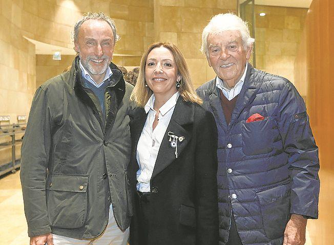 José Manuel Garay, Amaia Lertxundi y José Julián Lertxundi.