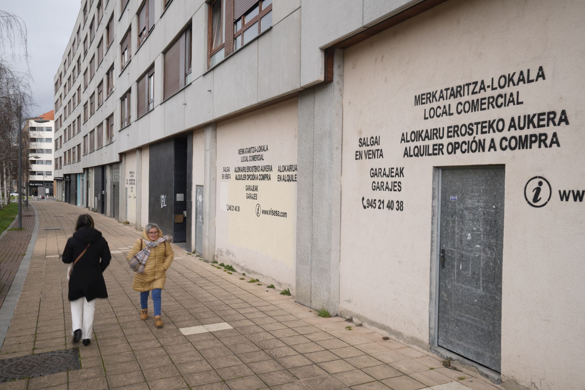 Zabalgana concentra el mayor número de lonjas vacíos del estudio