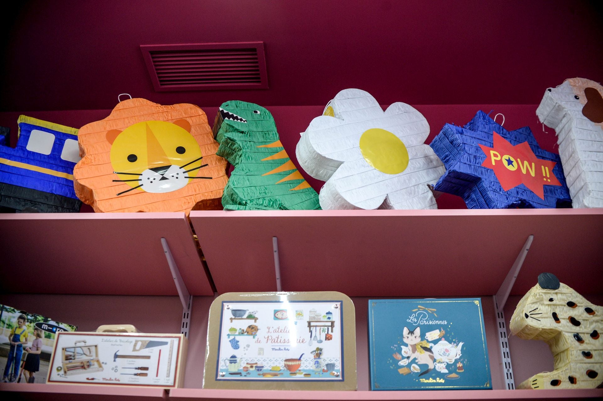 Dos amigas abren en Bilbao una tienda infantil con todo lo que buscaban para sus hijos (y para ellas)