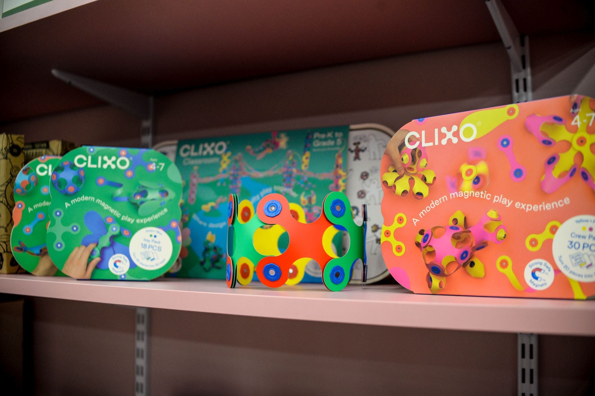 Dos amigas abren en Bilbao una tienda infantil con todo lo que buscaban para sus hijos (y para ellas)