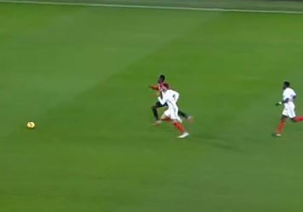 Iñaki Williams, a lo Montoya en 'La isla de las tentaciones'