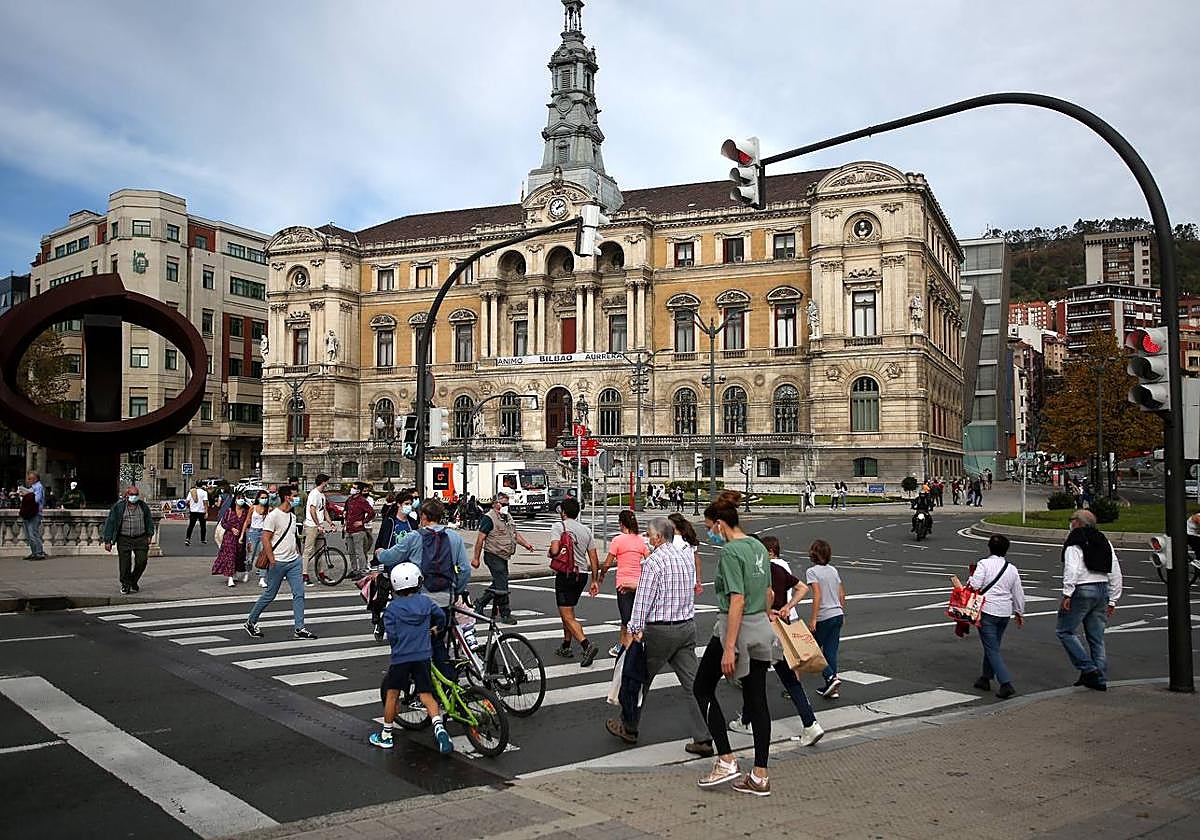 Eudel debe elegir: municipalismo o neoliberalismo