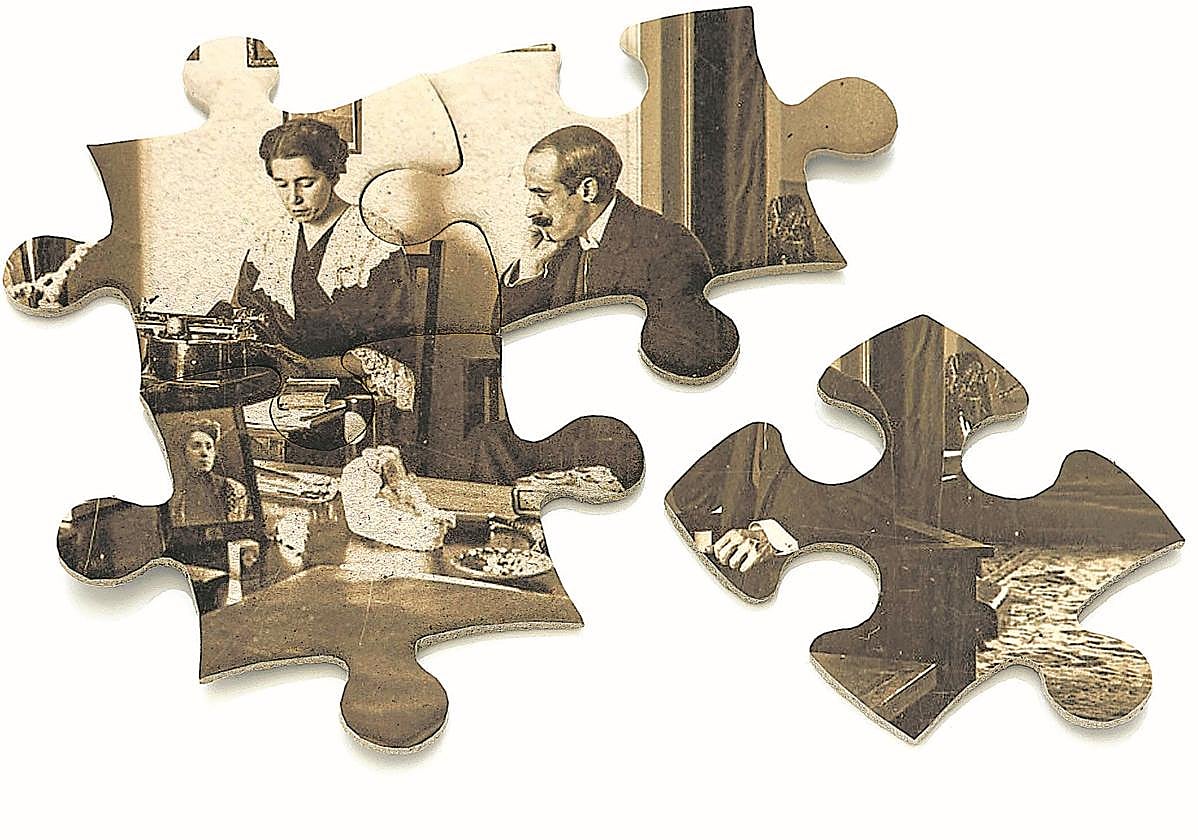 María Lejárraga escribe en la casa familiar ante la mirada de Gregorio Martínez Sierra.