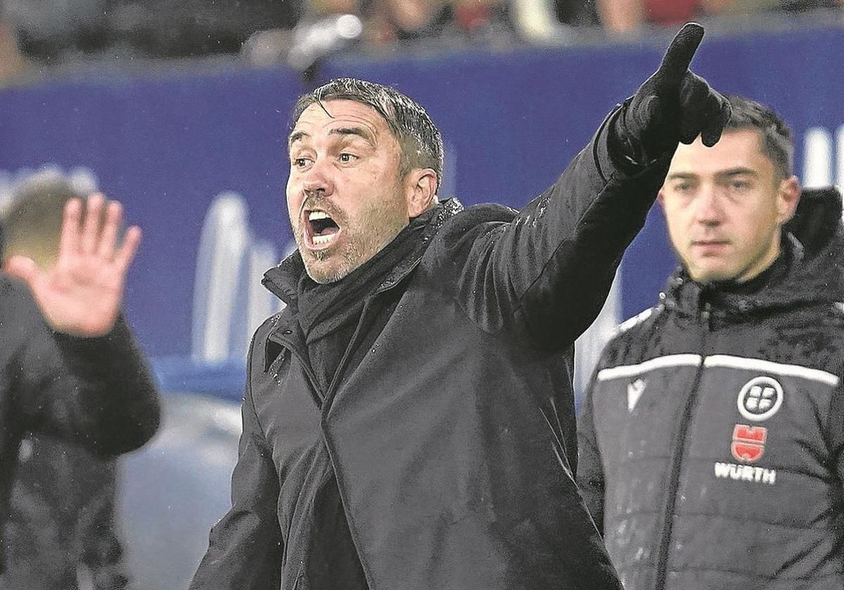 Coudet: «Si ganamos salimos del descenso, eso nos motiva mucho»