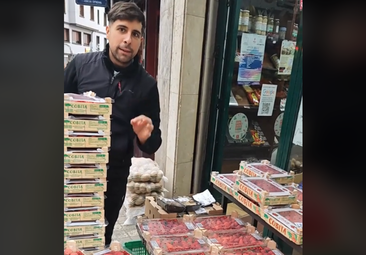 Un frutero bilbaíno explica por qué las fresas de Marruecos son más baratas que las de Huelva