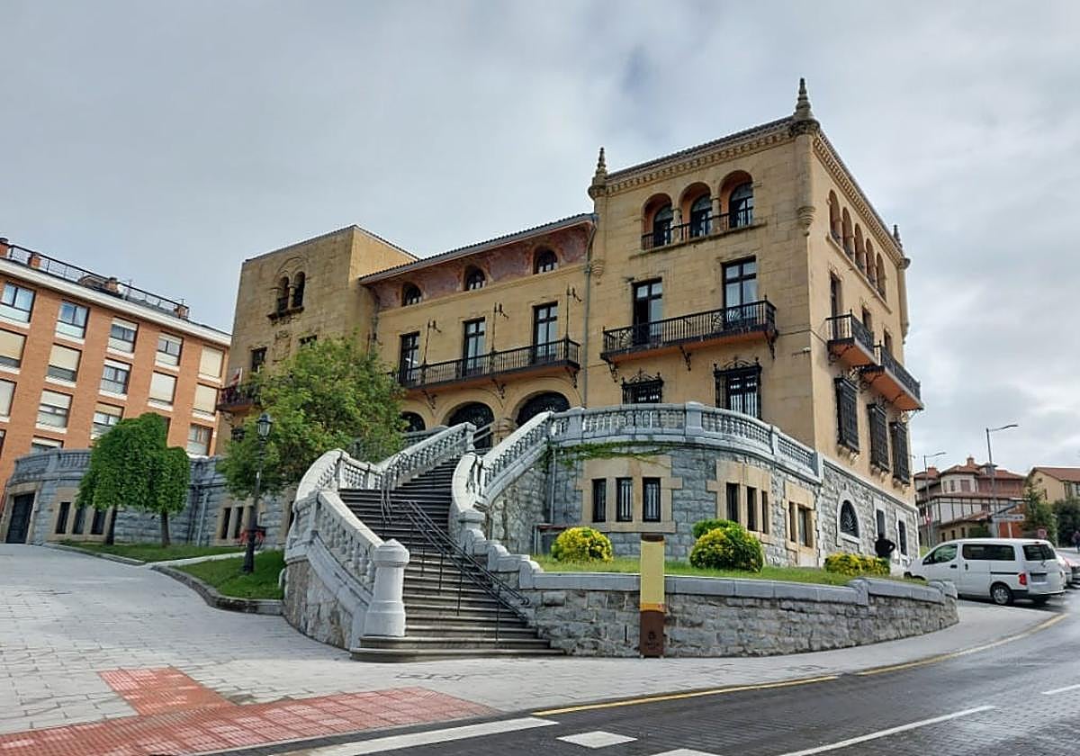 Vista de la casa consistorial de Getxo.