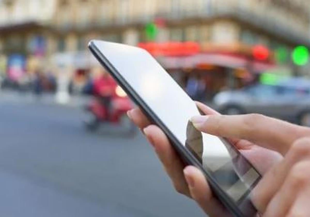 Un vecino de Bilbao viaja a Marruecos para recuperar un iPhone que le robaron a su mujer