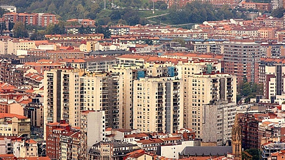 Bildu quiere limitar la construcción de hoteles en Bilbao