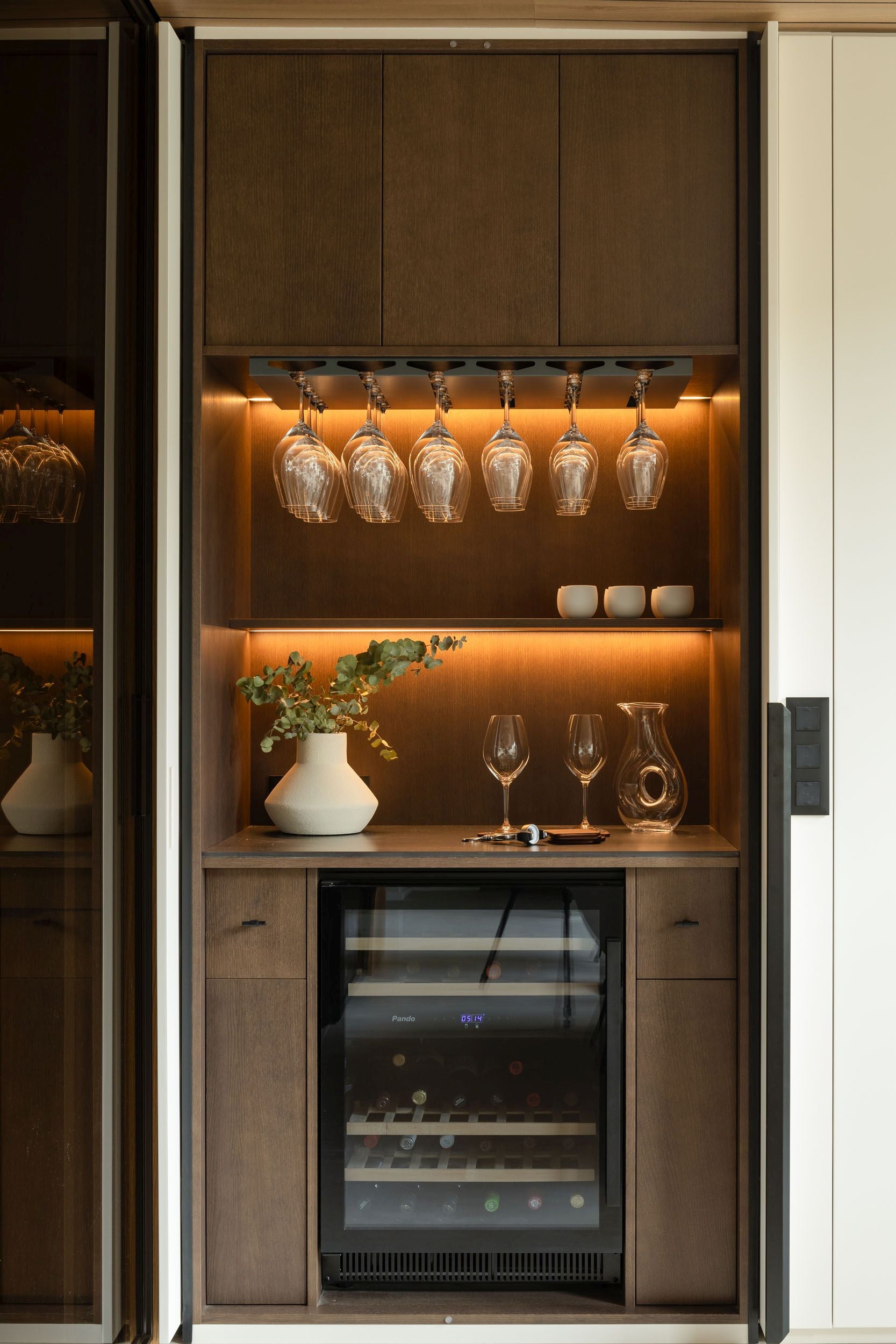 Este chalet de una familia bilbaína lo tiene todo: lujo, diseño y mucha luz