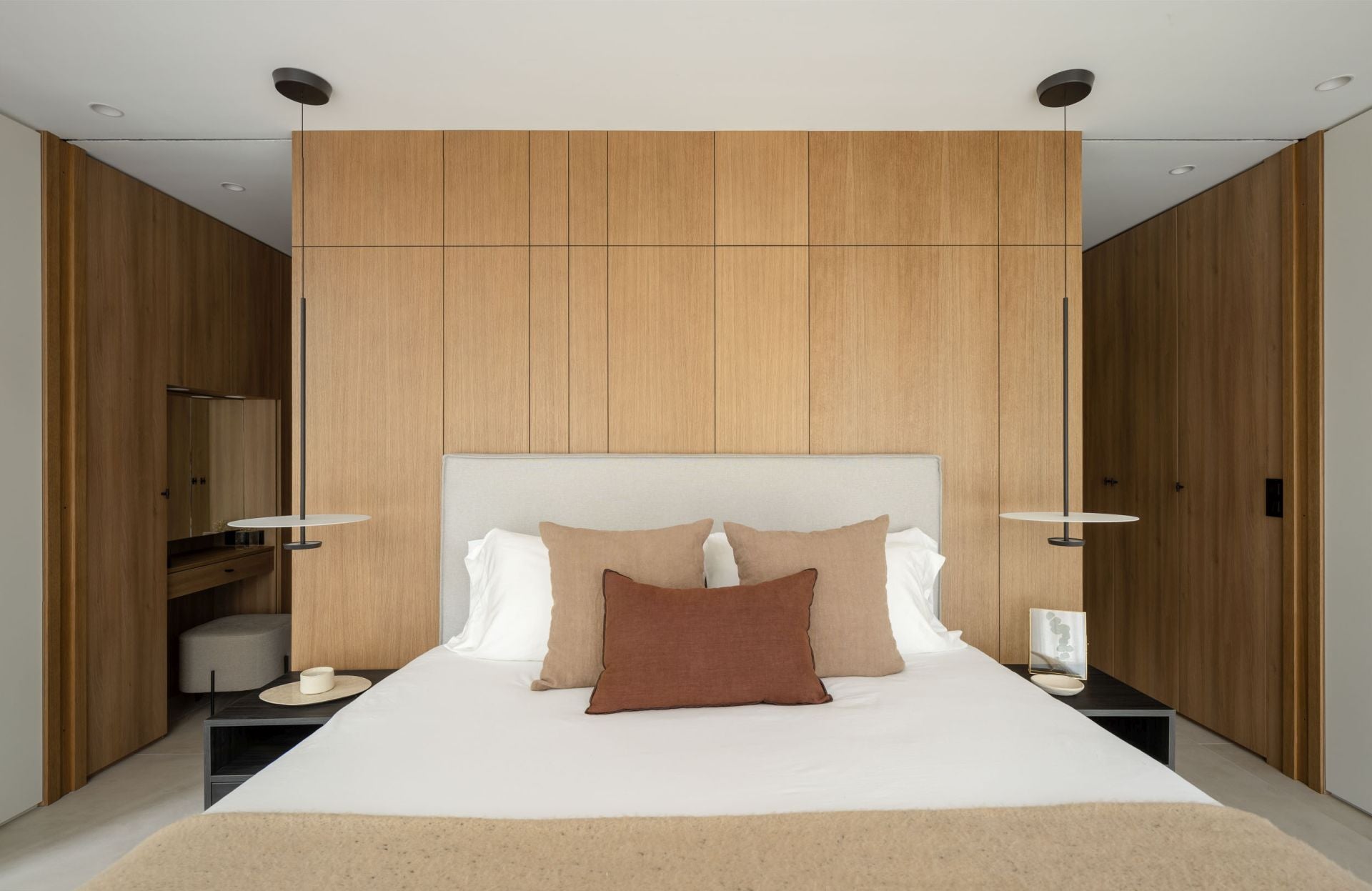 Este chalet de una familia bilbaína lo tiene todo: lujo, diseño y mucha luz