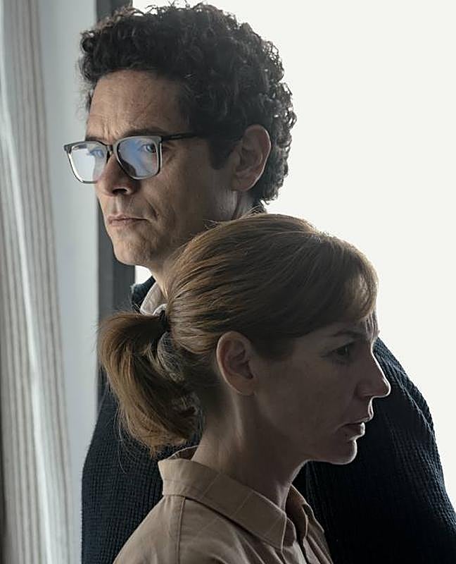 Pablo Molinero y María Vázquez en 'Nosotros'.