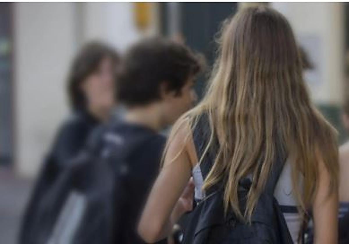 Condenado a 12 años de cárcel por abusar de las hijas menores de su pareja