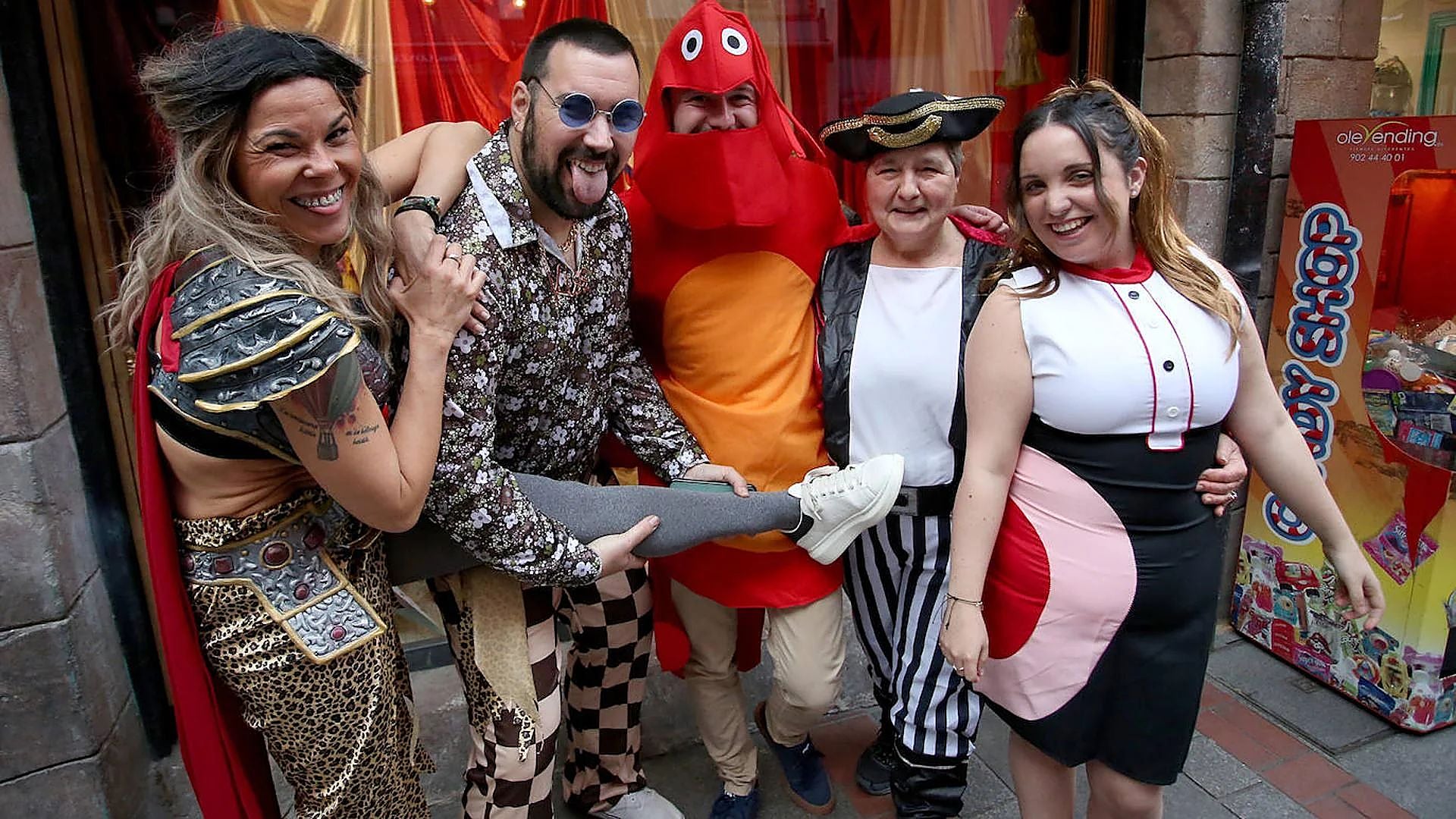 Los disfraces son el elemento distintivo de estos días de Carnaval.