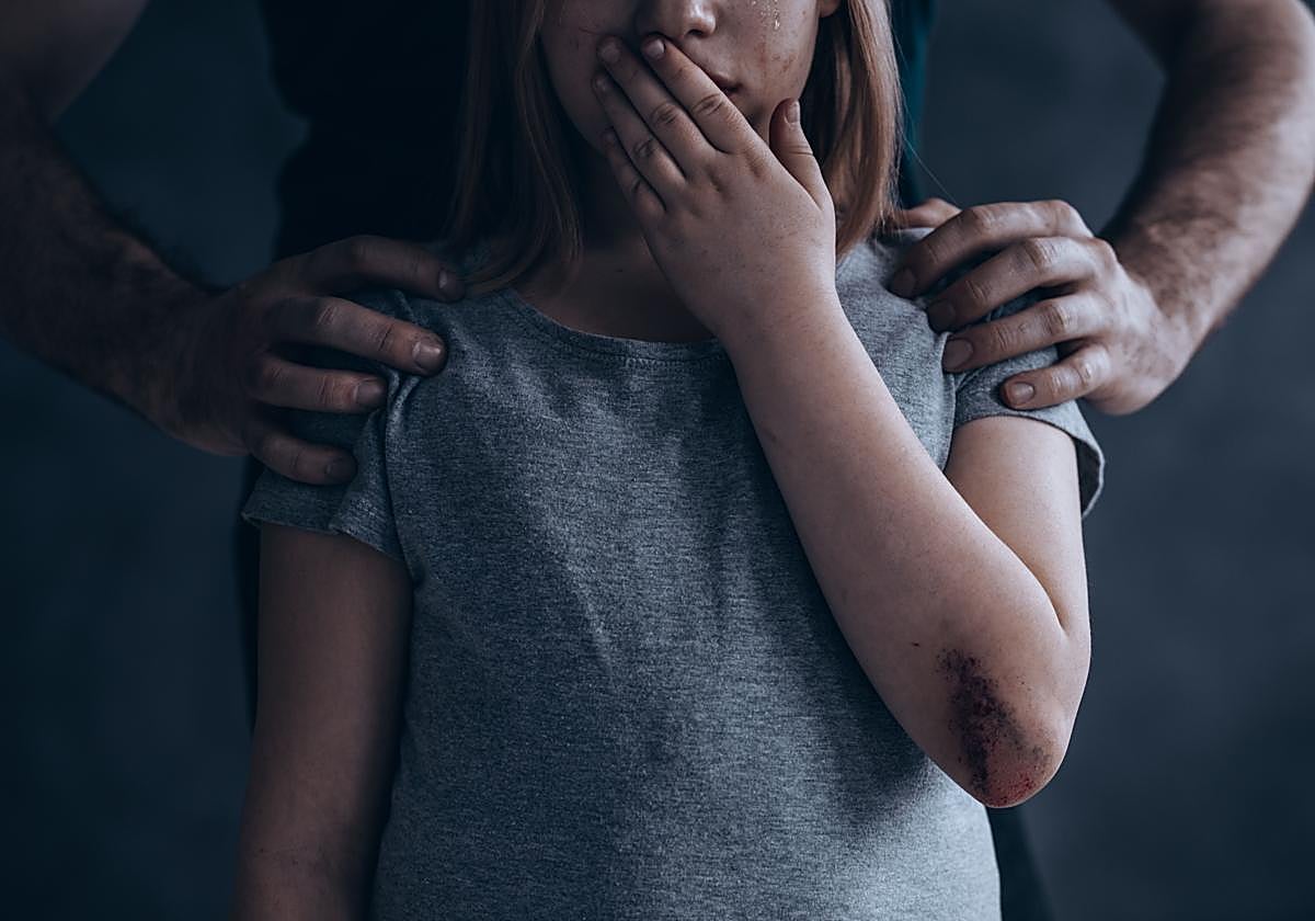 Condenado a 15 años de cárcel por agredir sexualmente a dos niñas que cuidaba