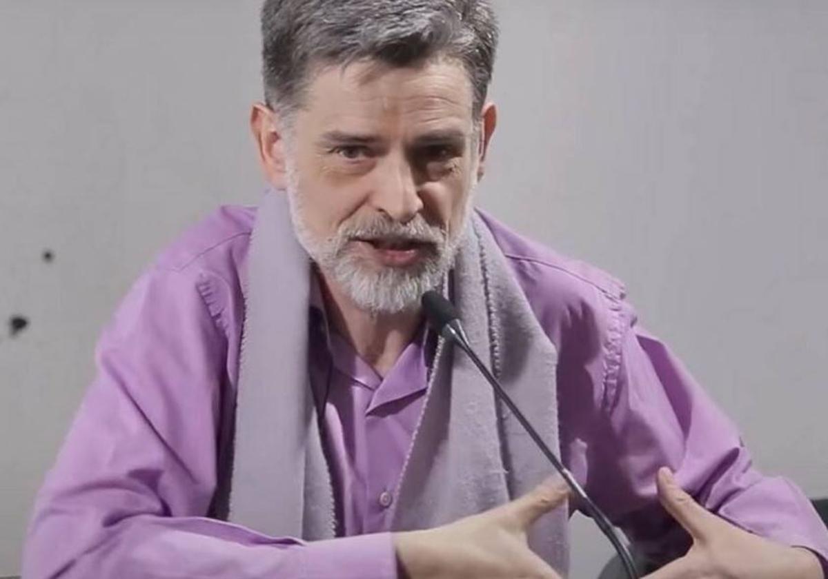 El pediatra Carlos González critica las compras de las familias en los supermercados: «Es desesperante...»