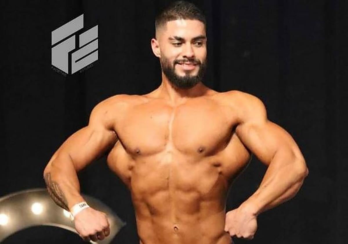 Encuentran muerto de dos disparos a un culturista de 23 años en el baño de un bar