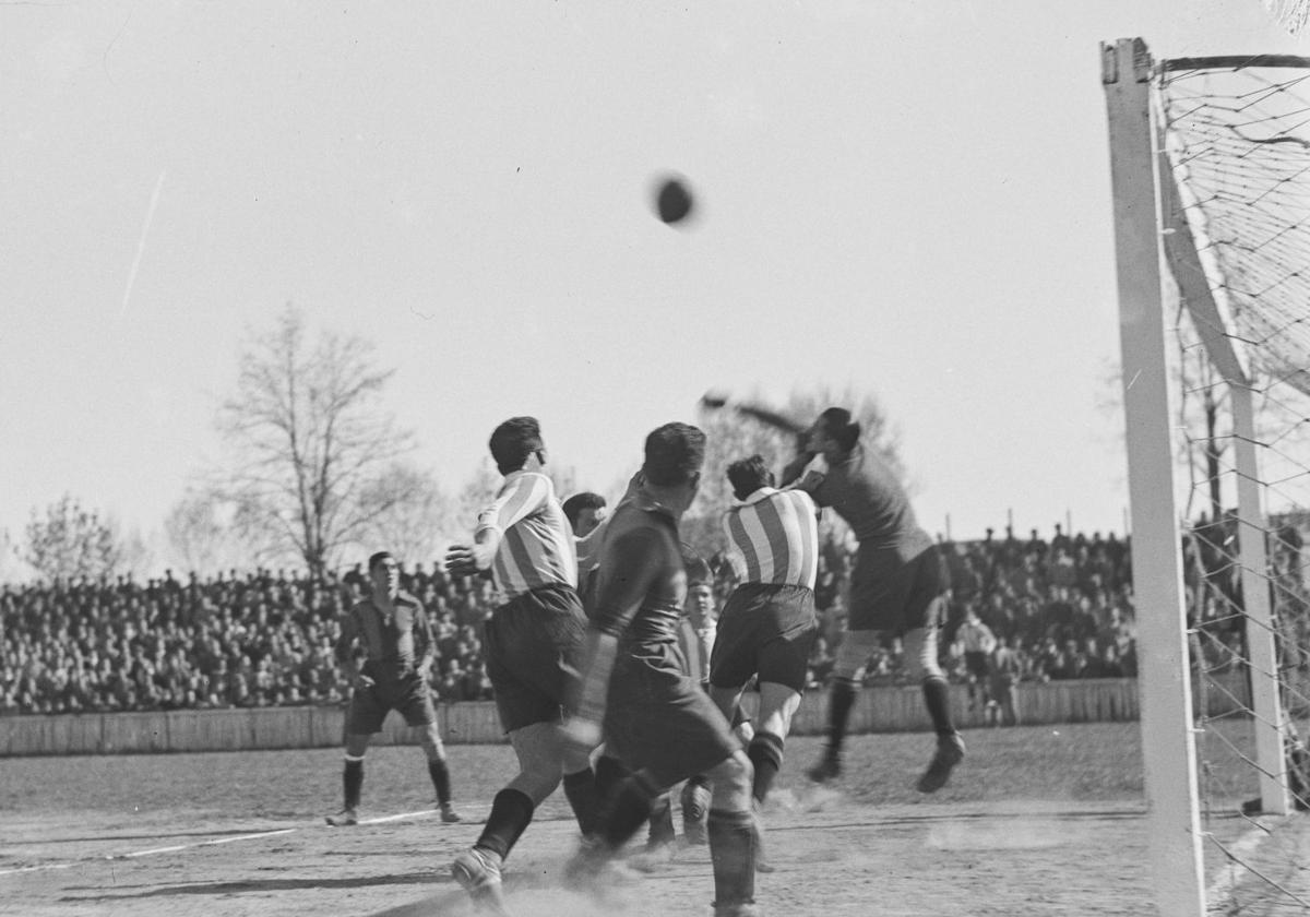El Alavés se impuso a la Real en el encuentro disputado en Mendizorroza en 1936.