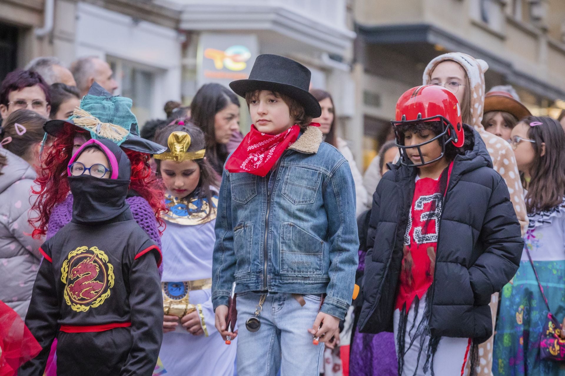 Las imágenes del Jueves de Lardero en Vitoria