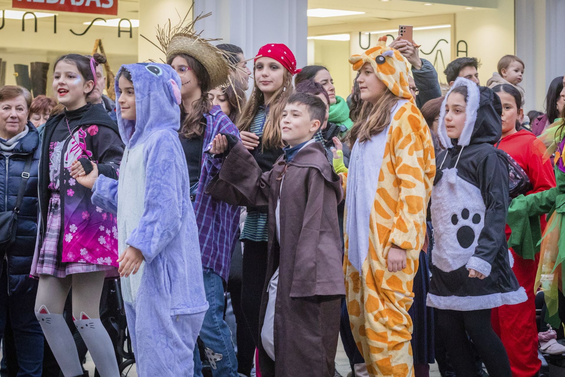Las imágenes del Jueves de Lardero en Vitoria