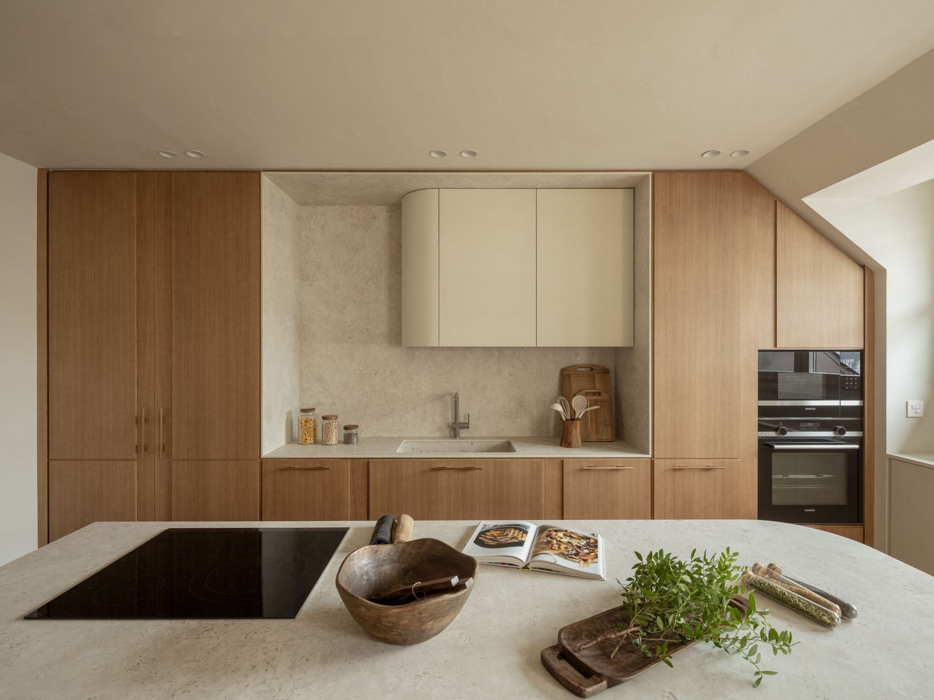 Este piso de un matrimonio y su hija es un oasis de paz en pleno centro de Bilbao