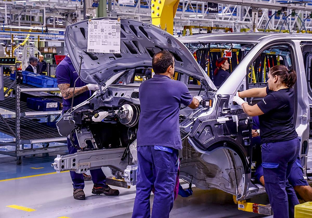 Mercedes Vitoria activa todos los sábados desde abril y una novena hora en el turno de tarde