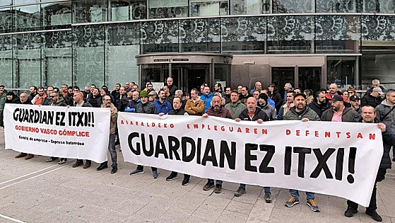 La plantilla de Guardian retoma las movilizaciones antes de empezar a negociar los despidos