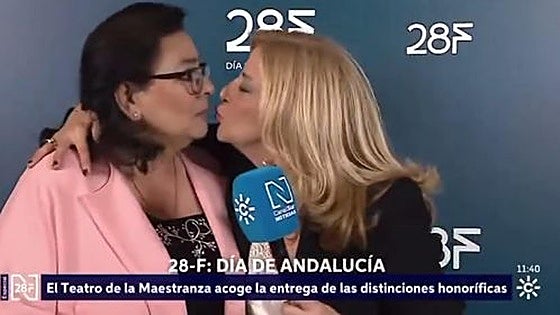 La 'cobra' de María del Monte a su mujer en pleno directo
