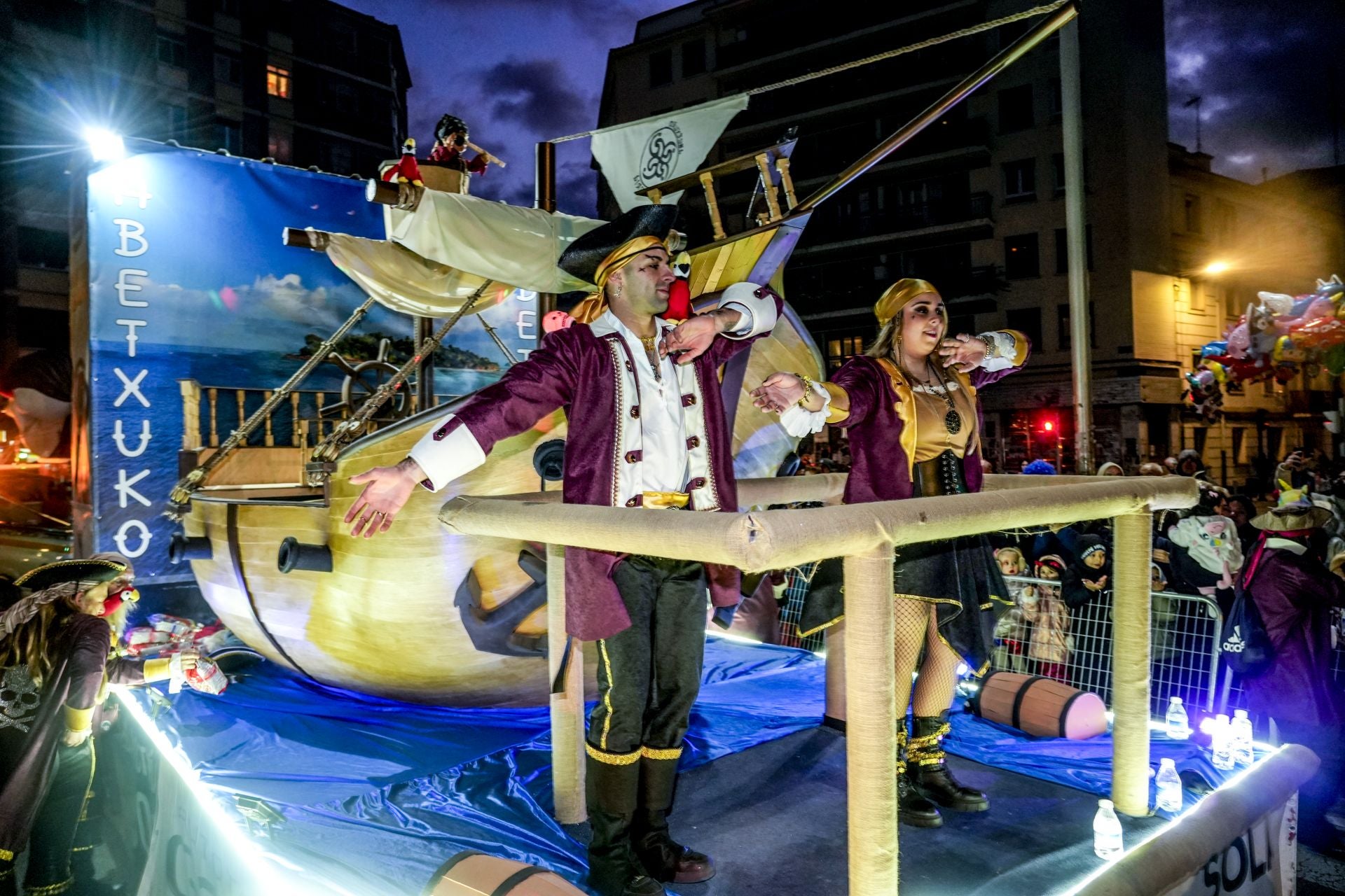 Las imágenes del desfile del Carnaval de Vitoria