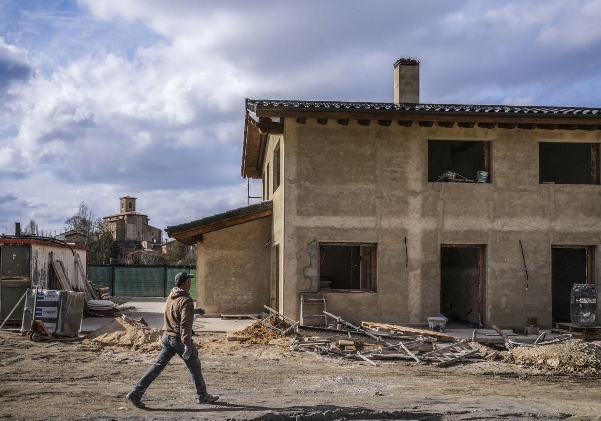 Vitoria autoriza sólo 84 pisos y 107 chalés en 17 pueblos, diez veces menos que hace 20 años