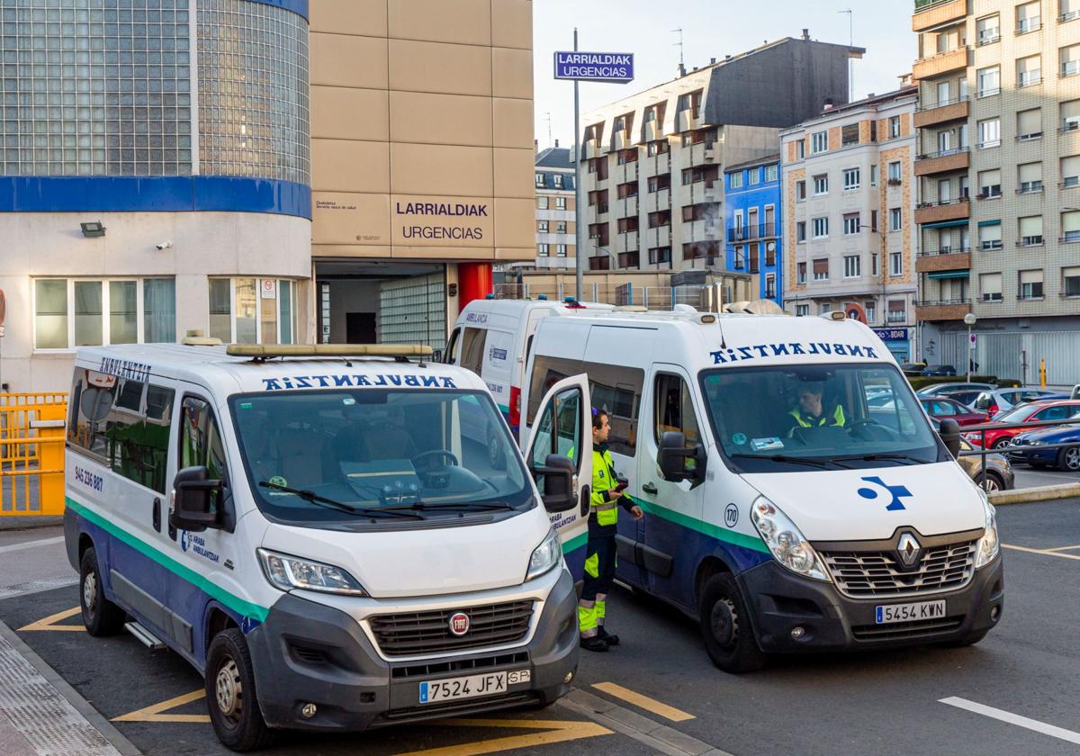 Una de cada cuatro personas que acude a Urgencias de Santiago acaba ingresada