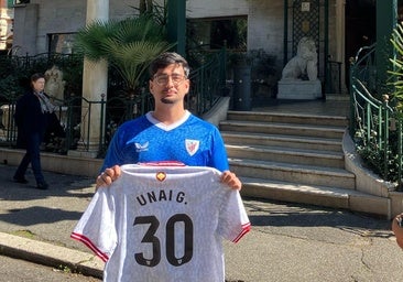 El granadino que apoya al Athletic en Roma: «Me hice rojiblanco porque San Mamés me puso los pelos de punta»