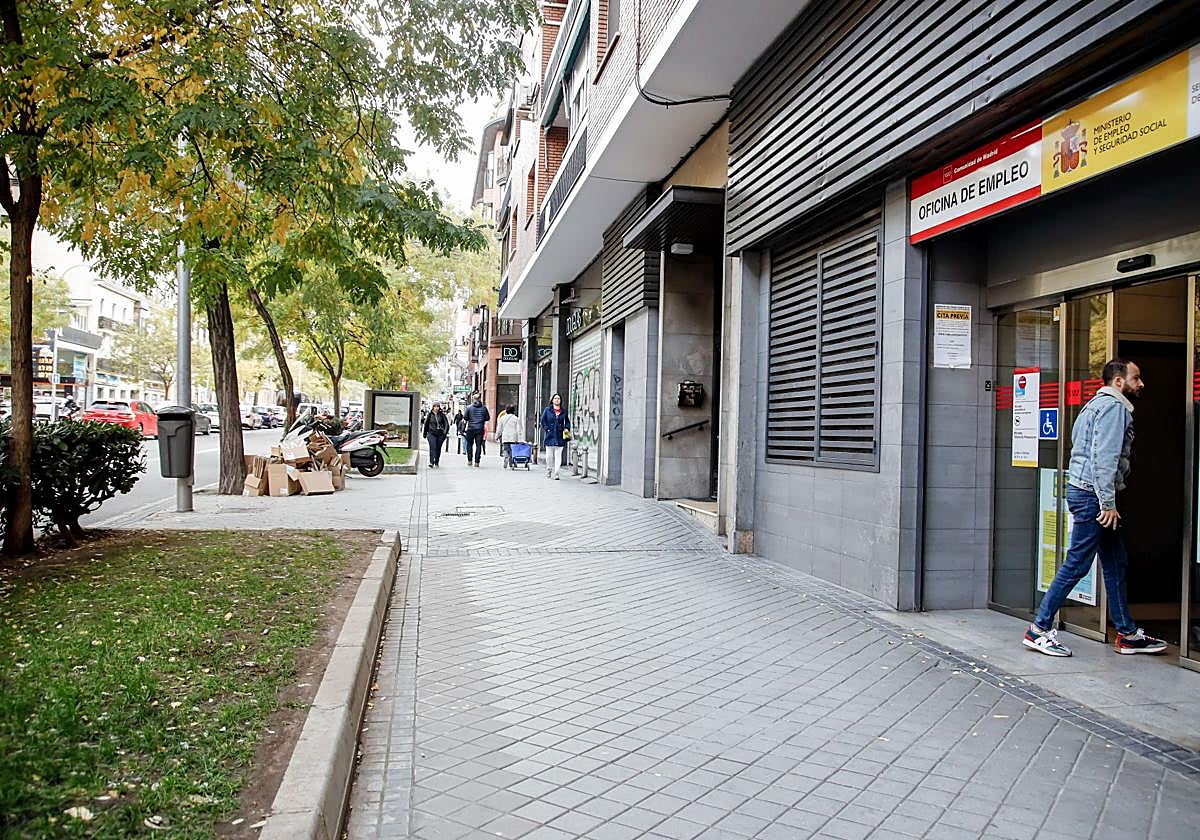 ¿Puedo estar de baja por maternidad y cobrar a la vez el paro? ¿Y un subsidio? El SEPE aclara esta duda