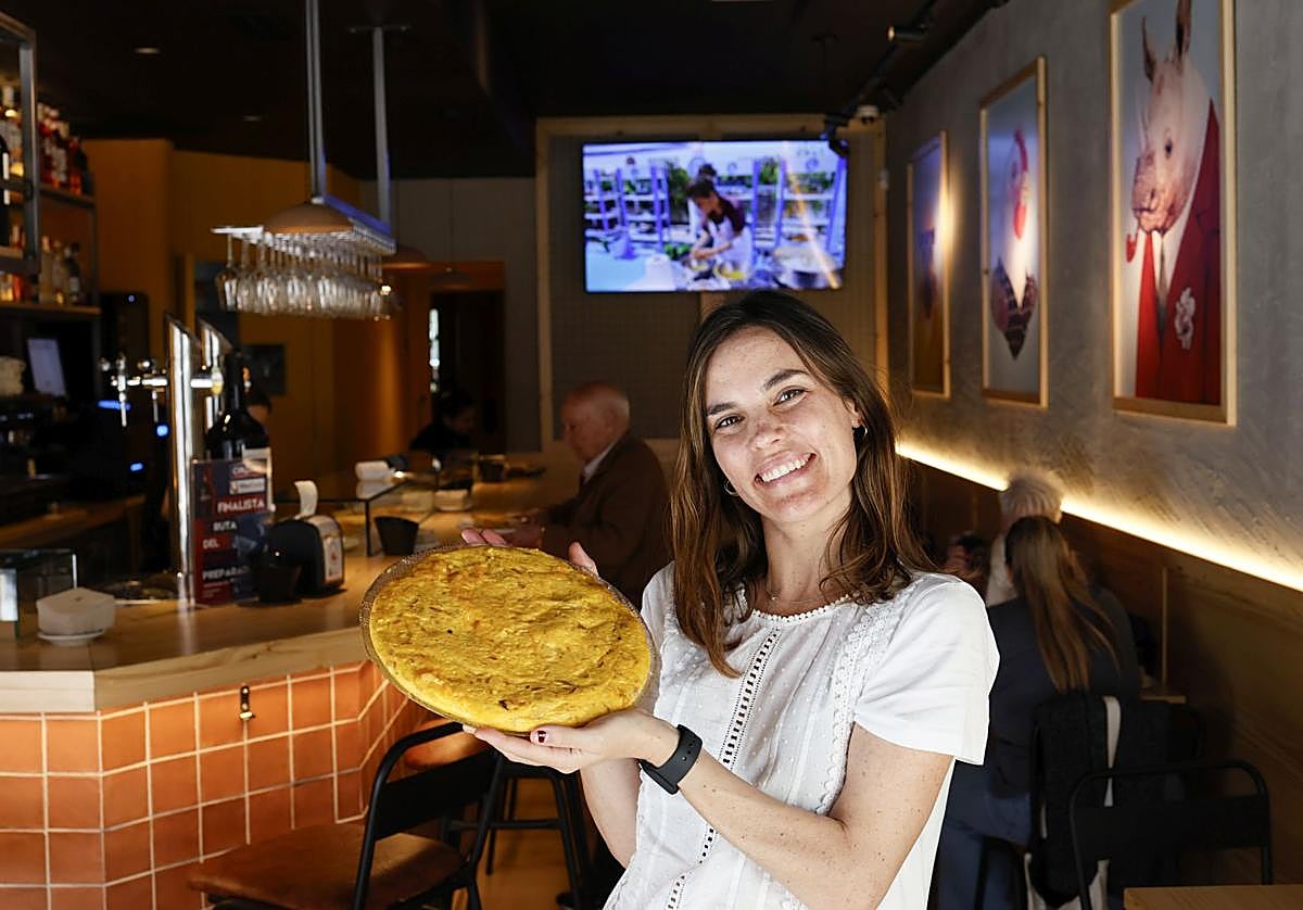 Aitana de 'MasterChef' abre en Barakaldo su nuevo restaurante de tortillas.