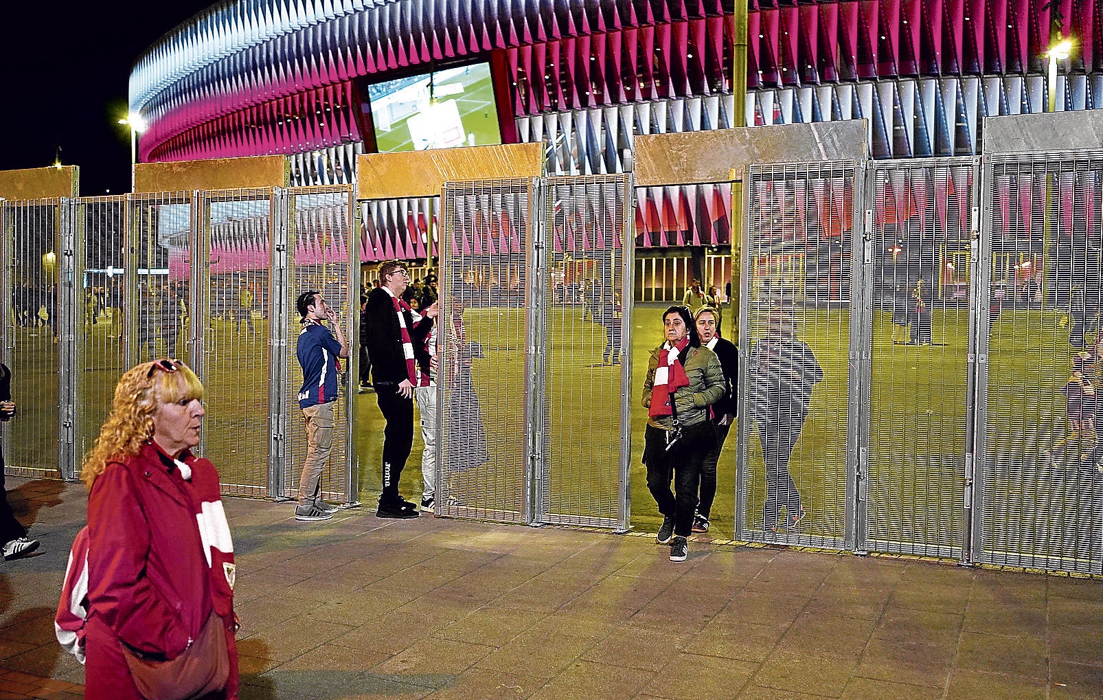 La Ertzaintza prepara un despliegue especial para localizar y controlar a los ultras de la Roma