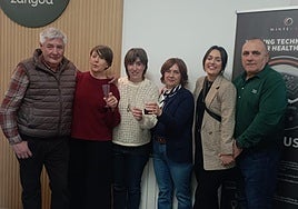 Eduardo Redondo, Laura Pérez, Mari Puy Amete, Maika Prosa, Nuria Abril y Ramón Abril.