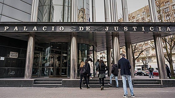 El directivo vitoriano que robó 4 millones de euros a su empresa para comprarse un piso en La Concha irá a prisión