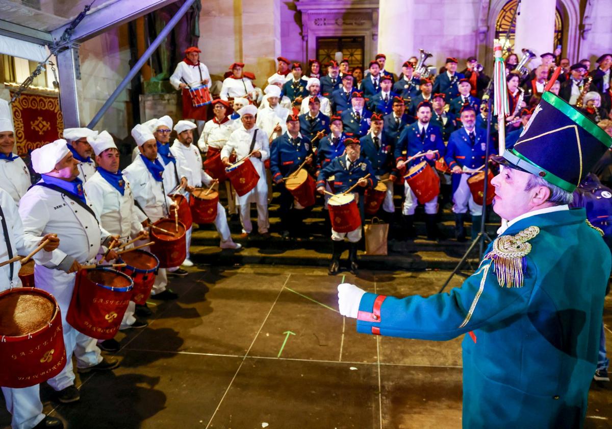 La Tamborrada celebrará sus 50 años con un novedoso desfile la tarde del 27 de abril