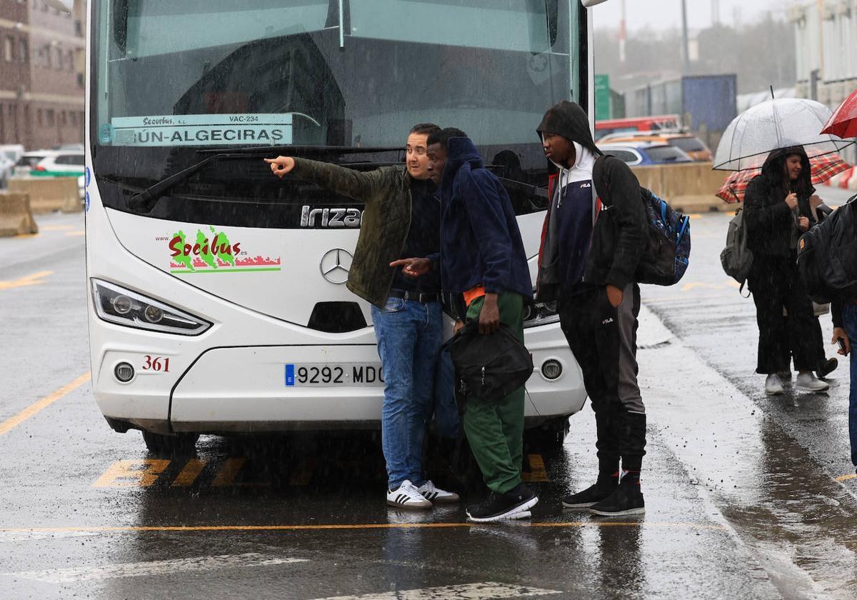 Euskadi atiende en dos meses a un millar de migrantes africanos en su ruta a Francia
