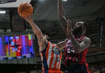 Donta Hall, MVP azulgrana del Leyma Coruña-Baskonia. ¿Quién ha sido el mejor para ti? Vota aquí
