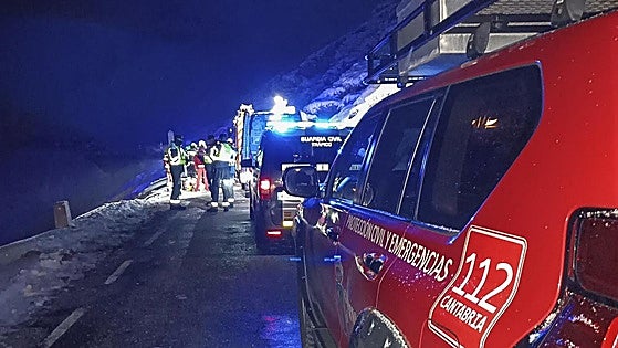 «No es lógico que les dejasen pasar estando el pavimento nevado», critican los familiares de las víctimas de 20 y 21 años