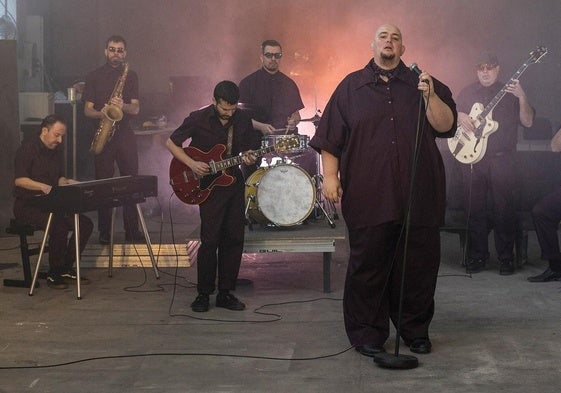 Jonathan Herrero, en primer plano, como parte del grupo Rambalaya.
