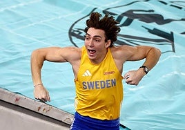 Duplantis, 102 saltos sobre seis metros en el Mundial, pero sin récord