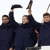 La princesa Leonor se despide al zarpar el buque escuela de Punta Arenas hacia el próximo destino.