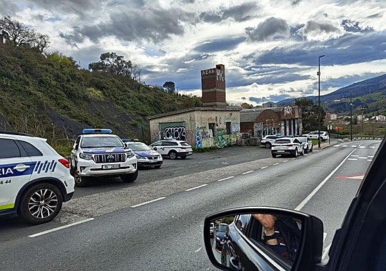 Imagen del operativo policial que se desarrolló a primeros de mes en las instalaciones okupadas.