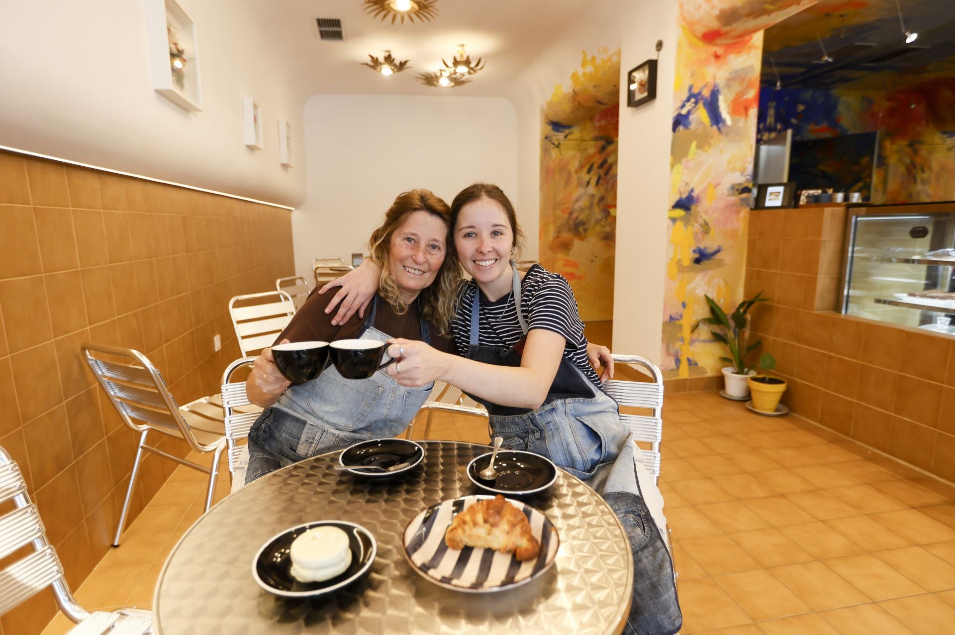 De Argentina al centro de Bilbao: una madre y su hija abren una pastelería artesanal con lo mejor de ambos mundos