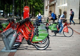 Bilbao aprueba su nuevo sistema de bicis públicas, más caro pero más fiable