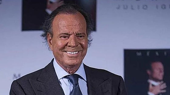 Comunicado urgente de Julio Iglesias tras los últimos rumores sobre su estado de salud
