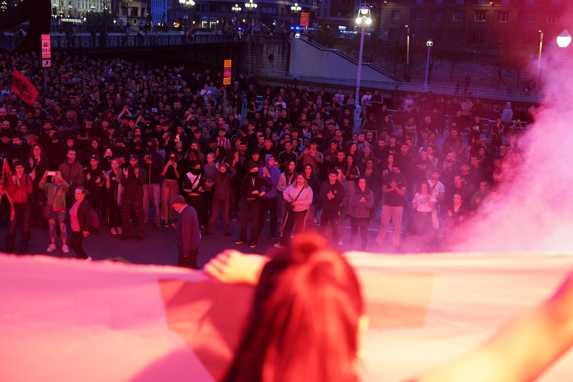 La manifestación contra el desalojo del gaztetxe de Rekalde, en imágenes